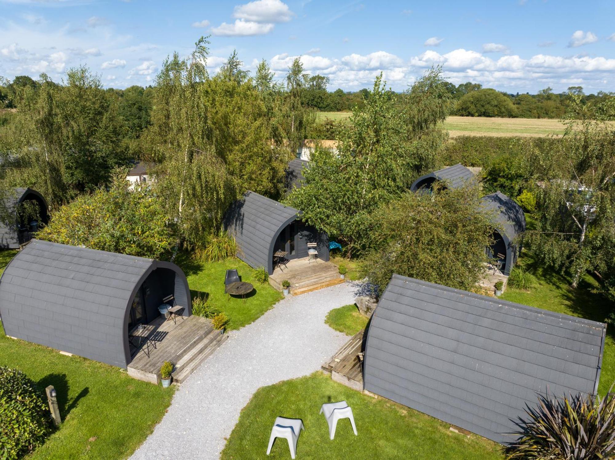 The Little Hide - Adult Only Camping Pods Wigginton  Exteriör bild