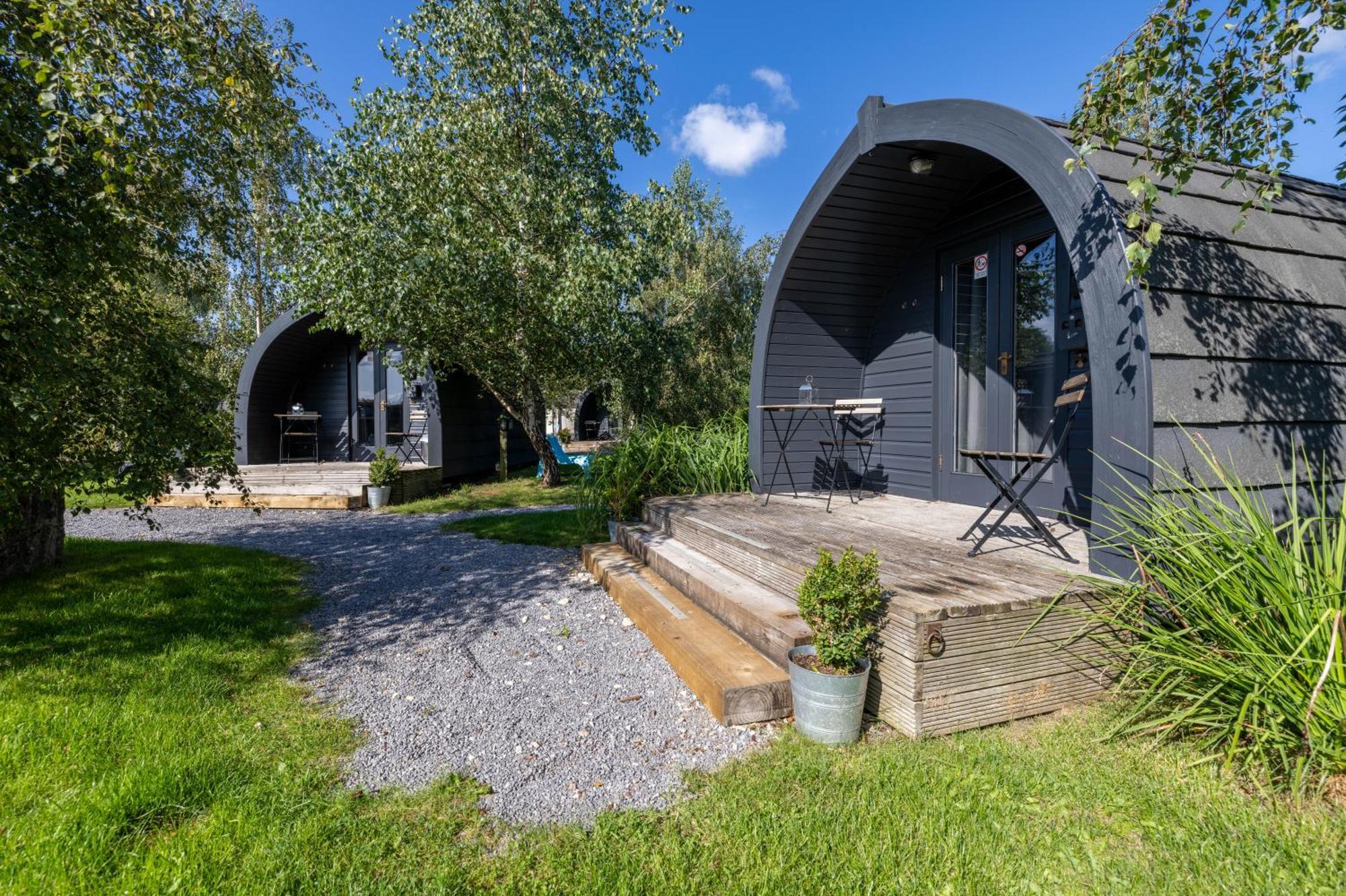The Little Hide - Adult Only Camping Pods Wigginton  Exteriör bild