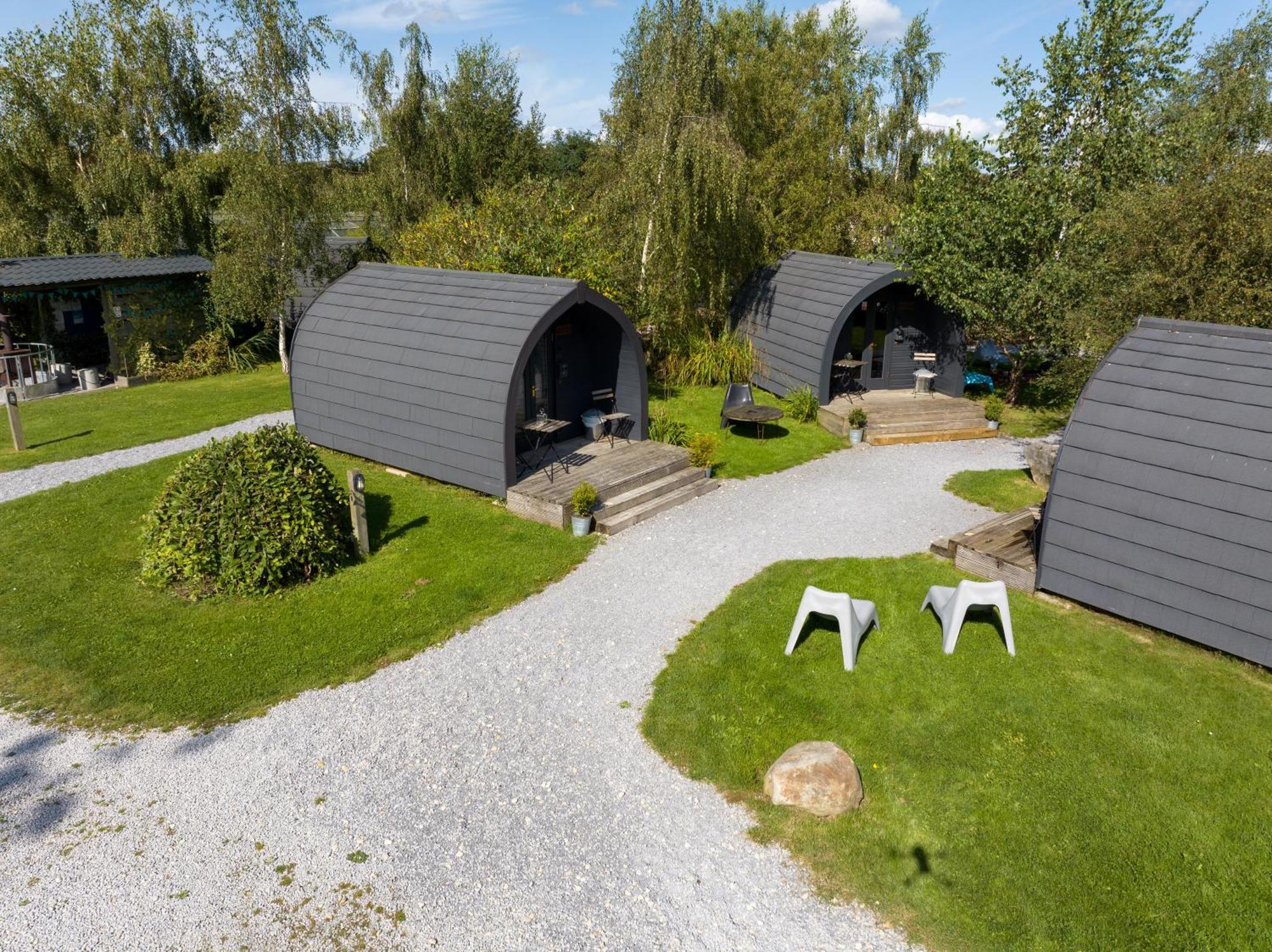 The Little Hide - Adult Only Camping Pods Wigginton  Exteriör bild