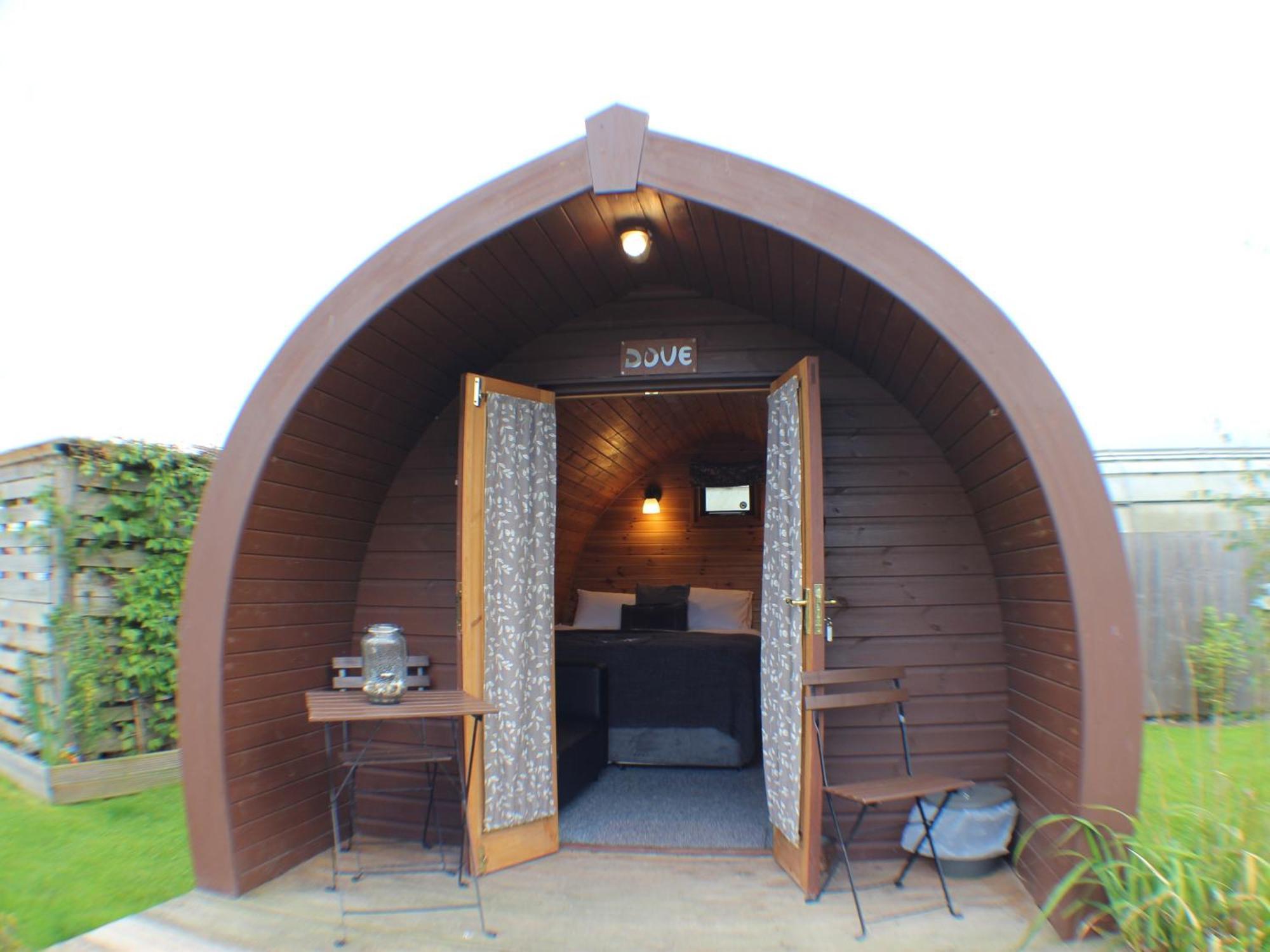The Little Hide - Adult Only Camping Pods Wigginton  Exteriör bild